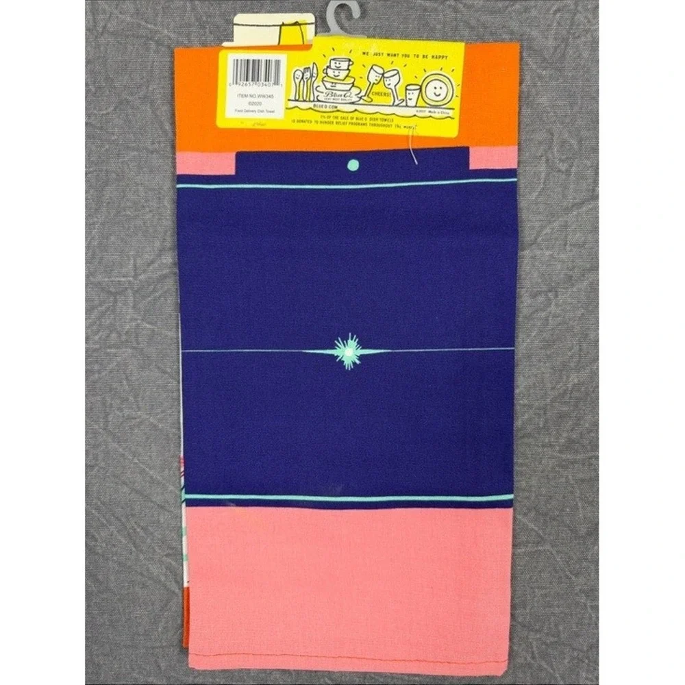 Blue Q Food Delivery Dish‎ Towel & Handtrykt Linde Polar Bear Seal Apron Set